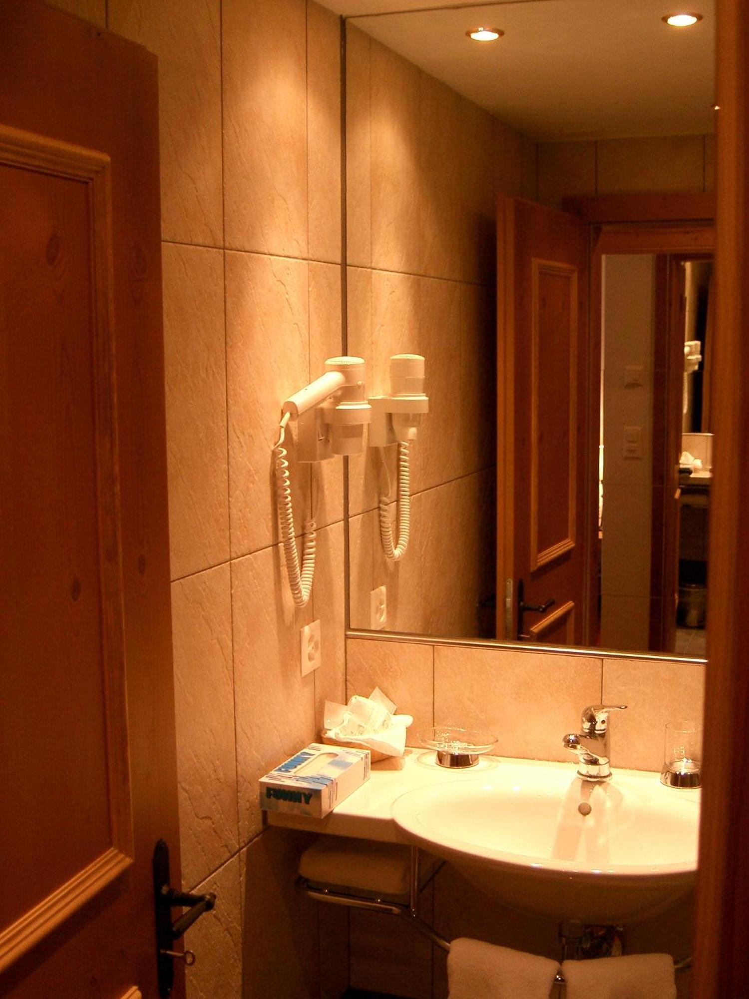 Hotel Dufour Chalet - Adults Only Zermatt Luaran gambar