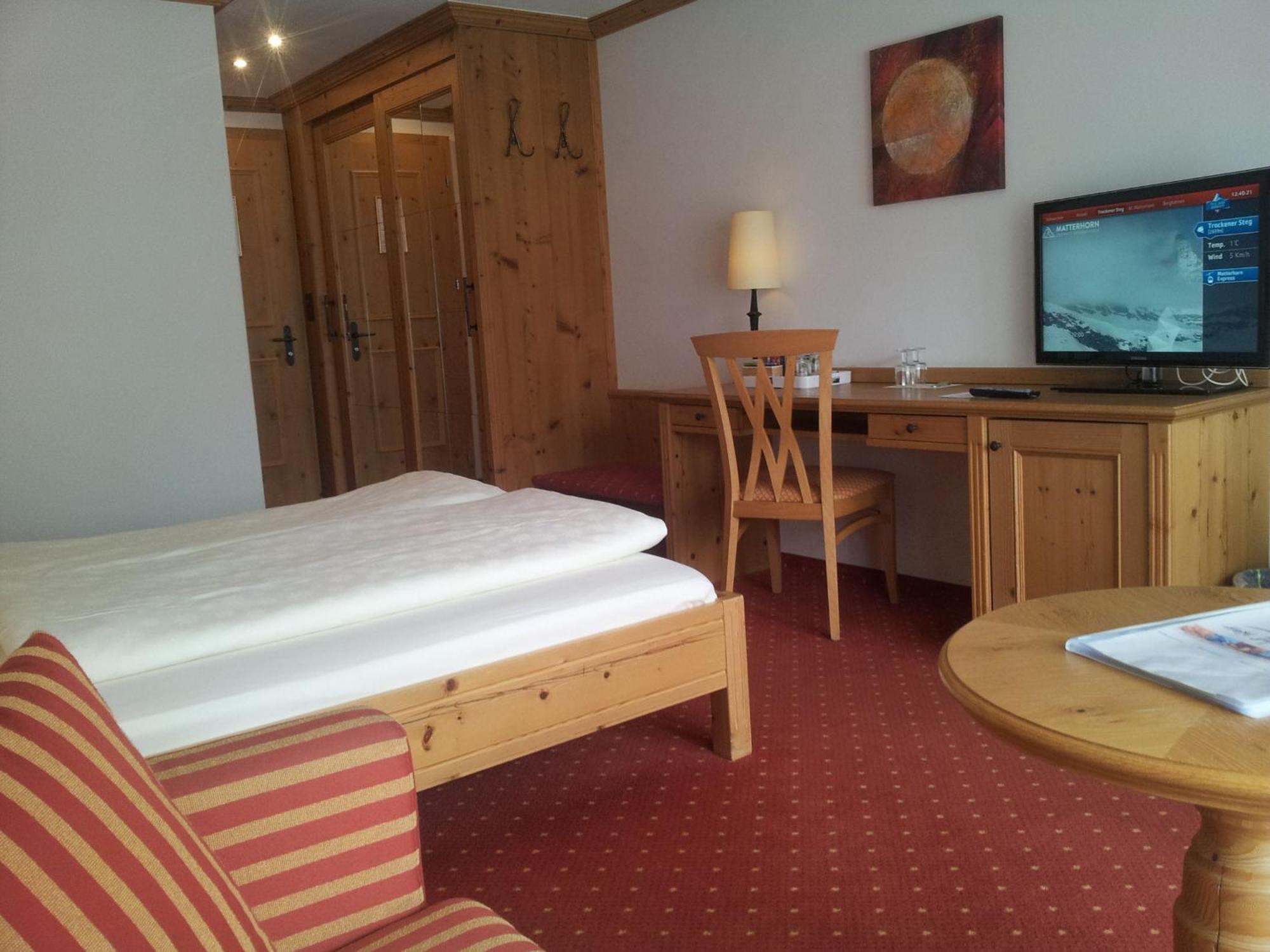 Hotel Dufour Chalet - Adults Only Zermatt Bilik gambar