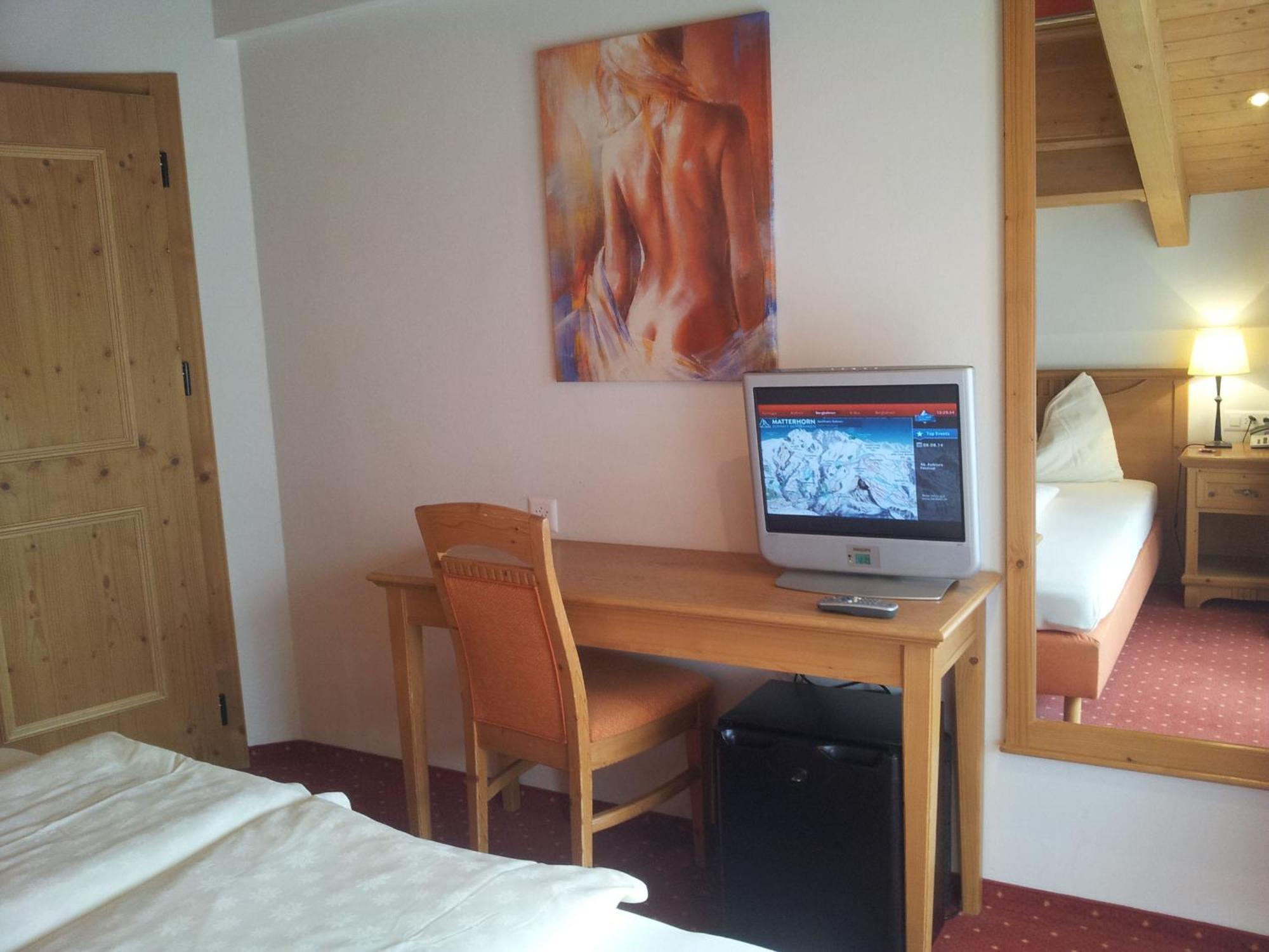 Hotel Dufour Chalet - Adults Only Zermatt Bilik gambar